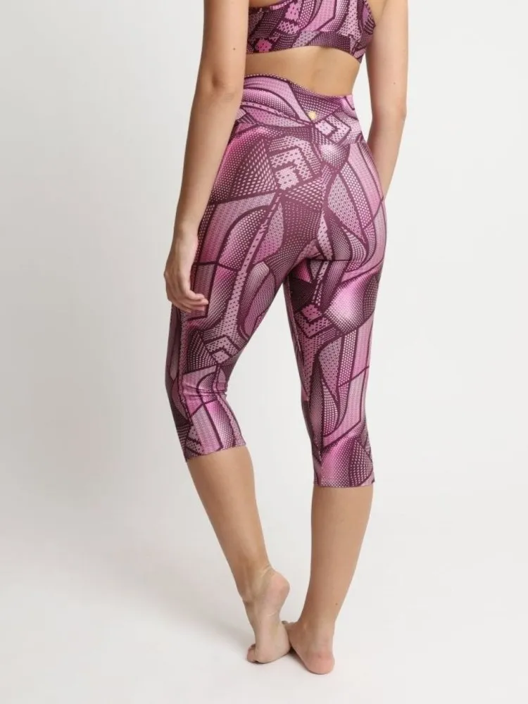 Capri Legging with Pockets - GRAPHIC VINO