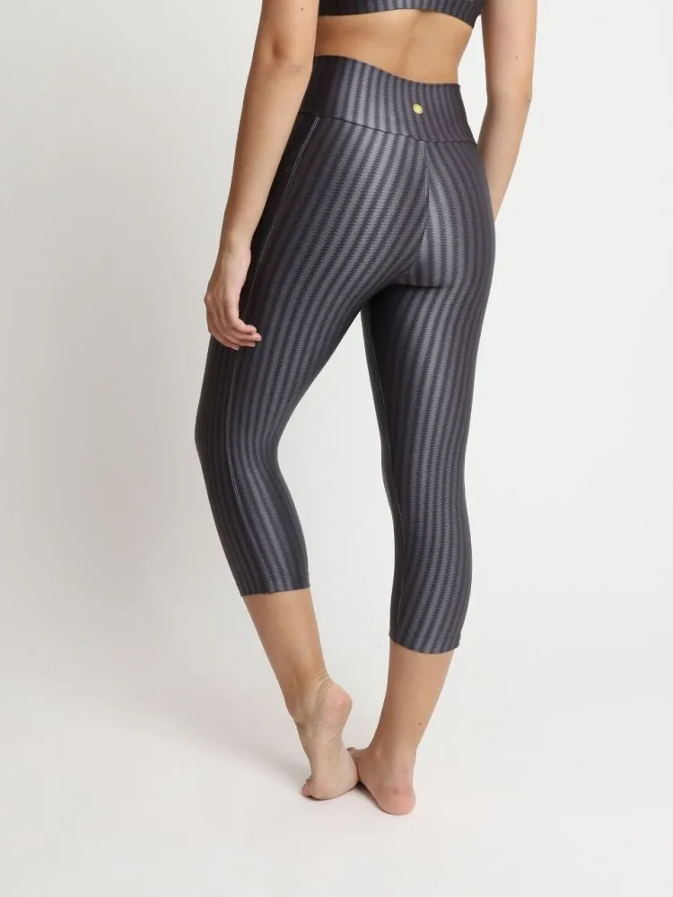 Capri Legging with Pockets - GREY STRIPE