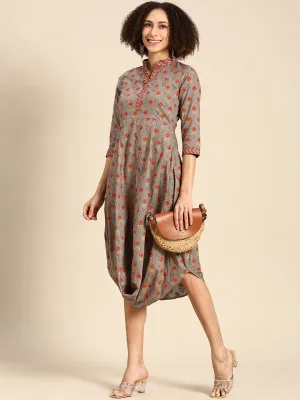 Front cowl mandarin collar Dress