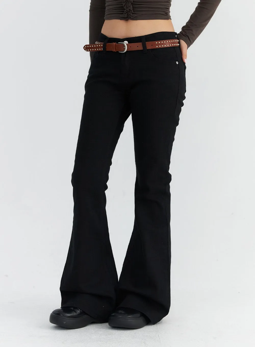 Low-Rise Bootcut Jeans CO313