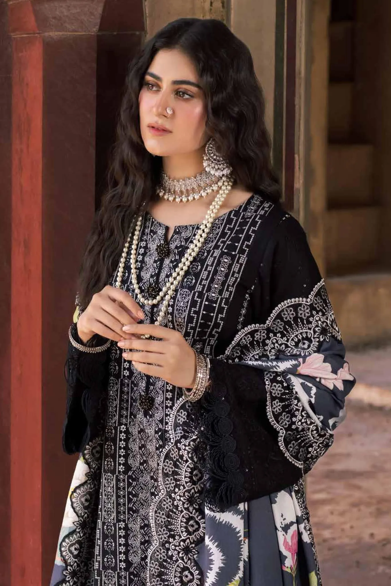 Maya by Nureh Unstitched 3 Piece Embroidered Khaddar Collection'2022-NW-73