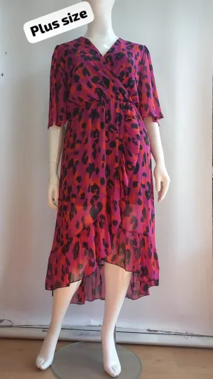 Plus size wrap dress in Magenta print