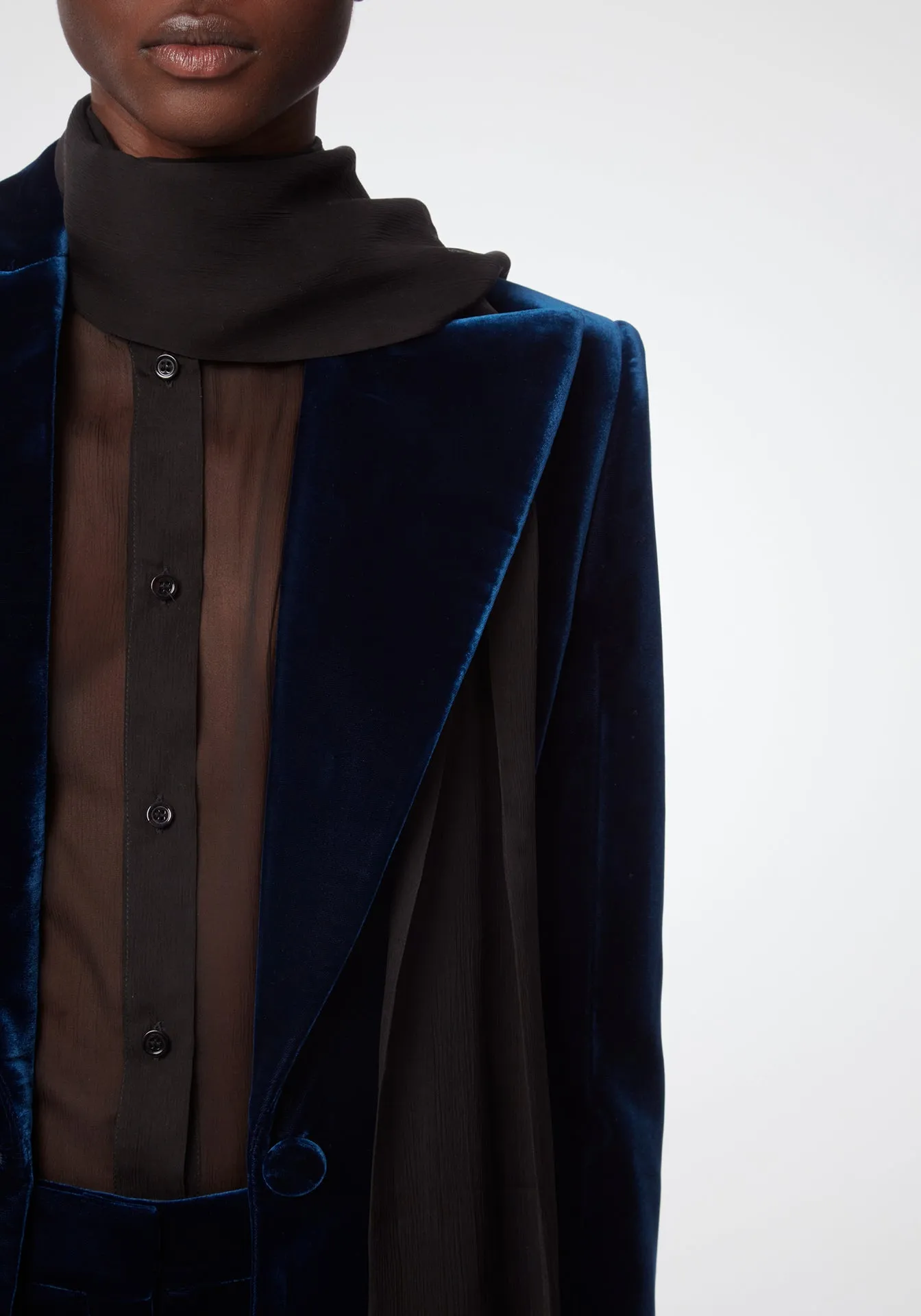 Single-Breasted Blazer in Fluid Velvet