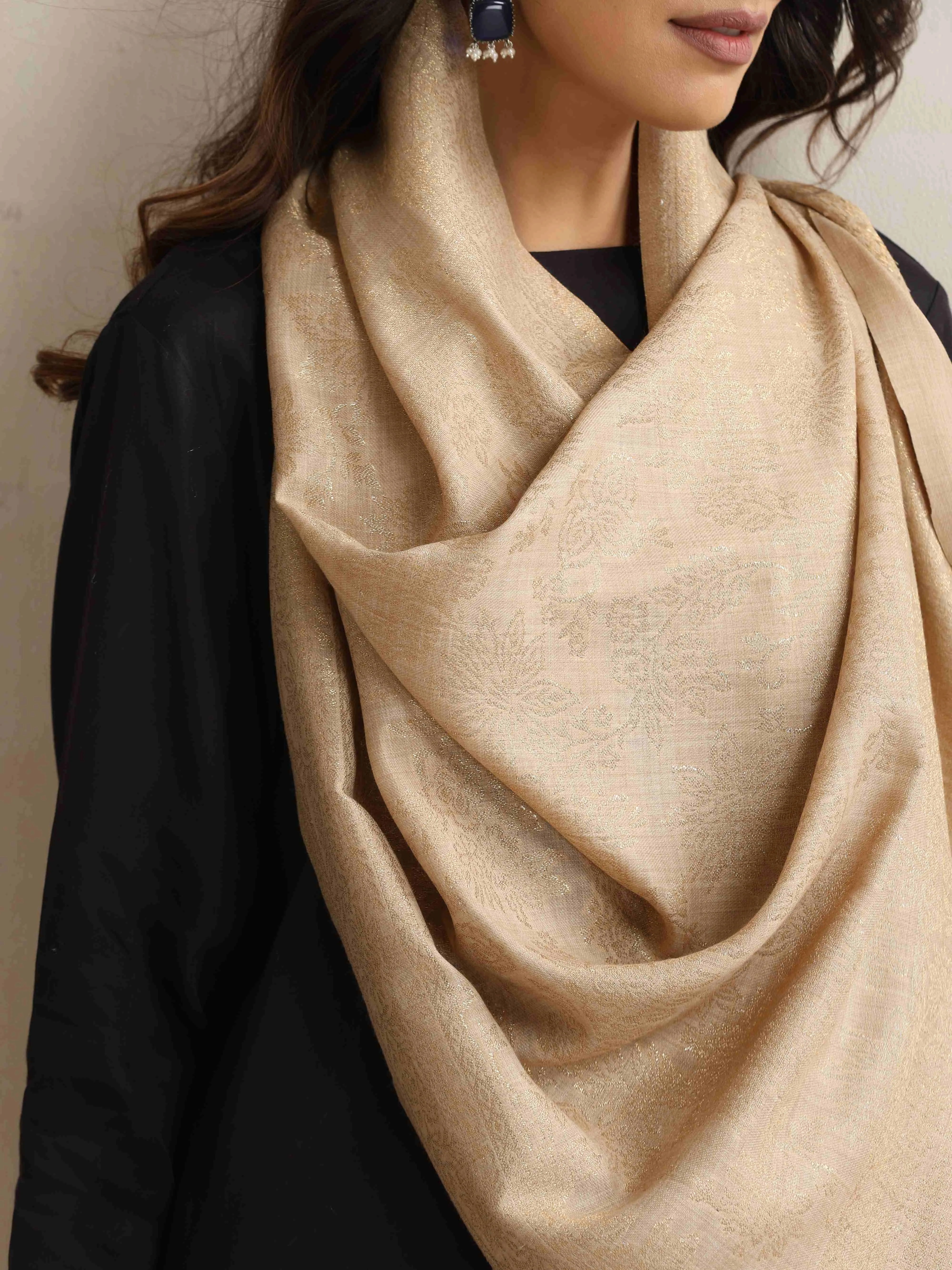 trueBrowns Beige Floral Jaal Woollen  Stole